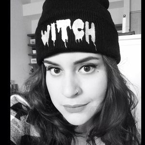 Meet your Posher, Ana